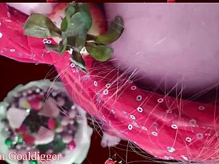 Glasses-Wearing Domme in Financial Domination with Food Porn