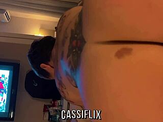 Latina in lingerie rides during live for followers on Cassiflix