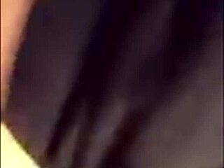 I masturbate and squirt