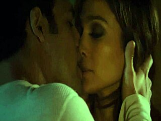 Hollywood Celebrity Bares All in Stunning Nude Scene