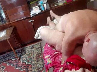 Watch this fat BBW milf suck cock like a slut wife!