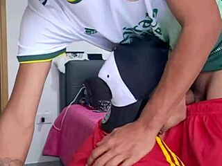 Sexo gay pantalon adidas 😎