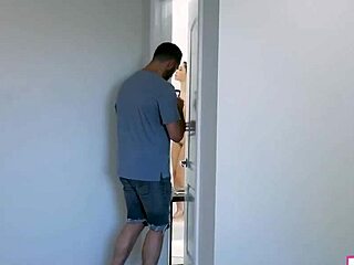 The sneaky stepbrother finally gets to fuck his stepsister with deepthroat action