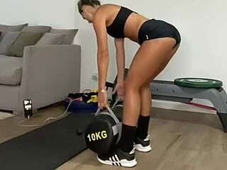 Detailed View Of Cameltoe In Sol Perez's Second Appearance.