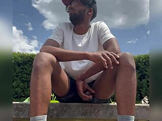 College campus wank session caught in public outdoor spot