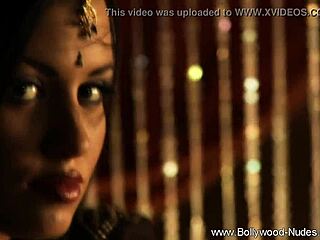 hey, check out this erotic brunette milf dancing and stripping 😍