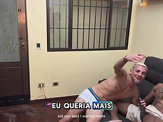 Esse dotado de 24 cm estava perdido, levei pra casa e ele achou o caminho do meu cu e do meu marido