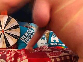 I love fucking my juicy Australian big ass while it's all wet