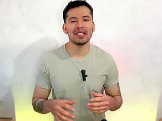 Jefe barista makes twink SUCK MONSTER COCK in coffee shop