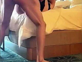 Fräck gay asiatisk amatörpar kör intensivt barbackknull med rimjob och twink-action