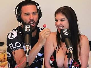 Coralyn Jewel enters the spicy room in Las Vegas for oral and ass action!