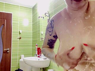 Hot big boobs solo fun in the shower with tattoos and masturbation 😍