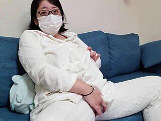 Frustrated housewife Aika masturbates nastily