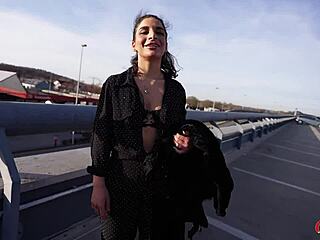 German Scout - Fitte Italiaanse Lola Danger kleine tieten opgepikt voor harde casting neuk!