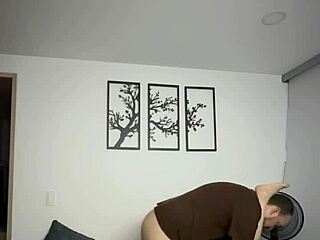 Colombian Latina Riding Big Cock In Cowgirl.