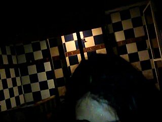 Colombian Woman Demonstrates Skills in Hotel