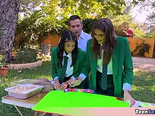 Cute Teen 18+ in Uniforms Offers Free Pussy at University