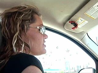 Kelly Leigh got discovered in the interracial cougar hunt