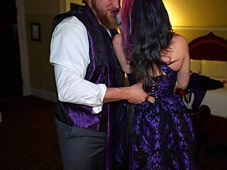 Shiny XXX-vlogg med offentlig creampie i emo-slampas fitte