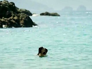 Regina Bland�n Pez�n En Como Novio De Pueblo 2019