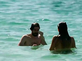 Regina Bland�n Pez�n En Como Novio De Pueblo 2019