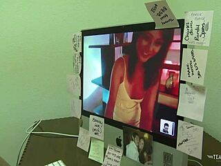 As She Dances In A Strip Bar A Stud Takes Her Home To Bang Her!