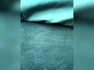 Watch that big ass bounce and jiggle as she shakes it hard!