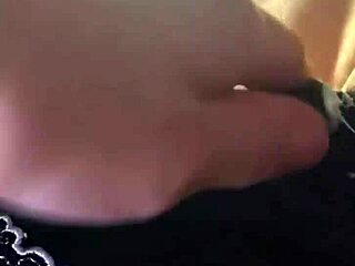 Just masturbating here, feeling so sexy