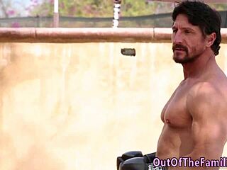 Amateur brunette stepdaughter gets pussy eaten in reality