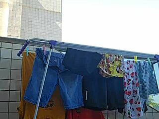 guys keep staring at me on the beach, african exhibitionist flashing