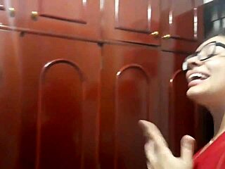 Novinho Flakael vlogs revealing Bia Cavala's blowjob skills to amateurs