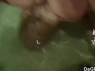Dagfs masturbates and sucks cock in hot bathtub