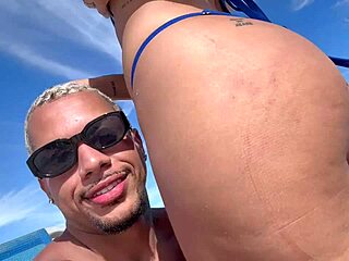 Conheci a bruna surfistinha na praia e comi ela gostoso na pele quando cheguei em casa