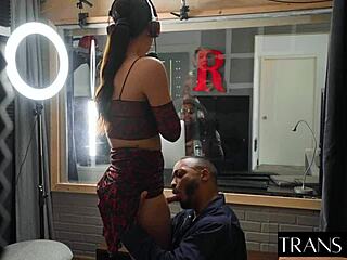 Pretty Shemale Daisy Taylor Shows Cute Crossdressing With Sexy Big Cock In Adorable Lesbian Action