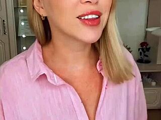 Сугарнадыа делится секретами своей дикой ночи в свинг-клубе