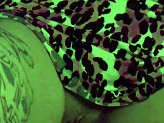 Fuschia Leopard S2 Shows Ass Shaking In Usa And Europe 😍