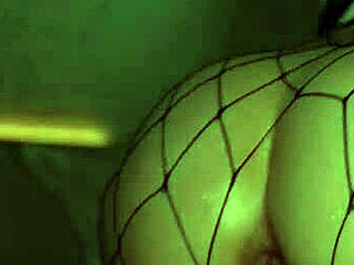 Hot Step Sister Ass Shaking In Fishnets