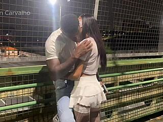 Παίρνω σε πολυσύχναστη λεωφόρο σχεδόν πιάνωμαι