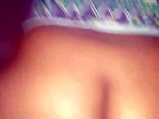 Girlfriend enjoys wild position with boyfriend