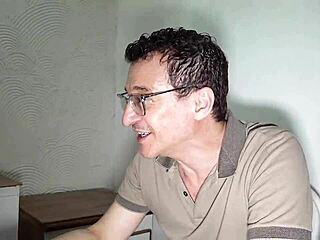 comi minha amiga da escola no pelo com meu professor in amateur deepthroat session