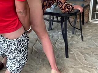 Stepmom Outdoor Mutual Masturbation Ends in Creampie