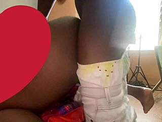 Booty and boobs courtesan ready for fun