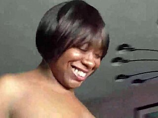 Sexty Terra's Thick Ass Masturbates Solo!