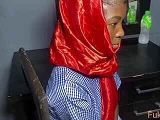 petite teen 18+ fucking bbc stepbrother at home while parents at work 😈