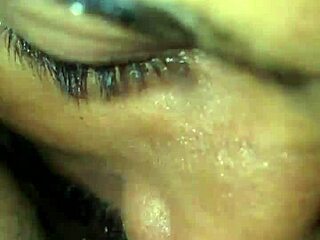 Brown Girl's Pussy Gets Eaten!