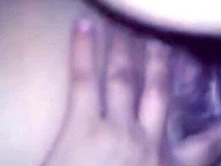 me follo al tio de mi marido mientras el limpia la plaza