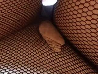 Greta Sensual Feet Fetish with Brunette Beauty