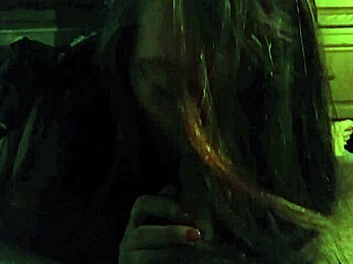 This slut wife gives an amazing blowjob