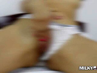 Peruana Mariana Acepta Regalos A Cambio Ded Sexo En Mi Departamento