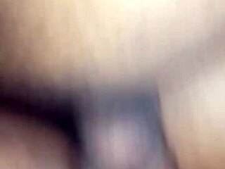 pretinha taking it in the ass